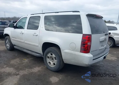 2008 Chevrolet Suburban 1500 Lt z USA, uszkodzony, nr VIN 3GNFK16318G204817